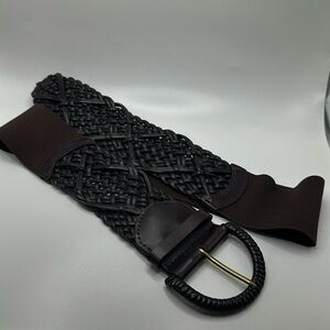 Brown woven vegan leather stretchy fashion belt size small